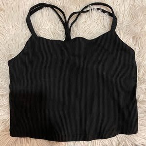 Black cropped workout tank top